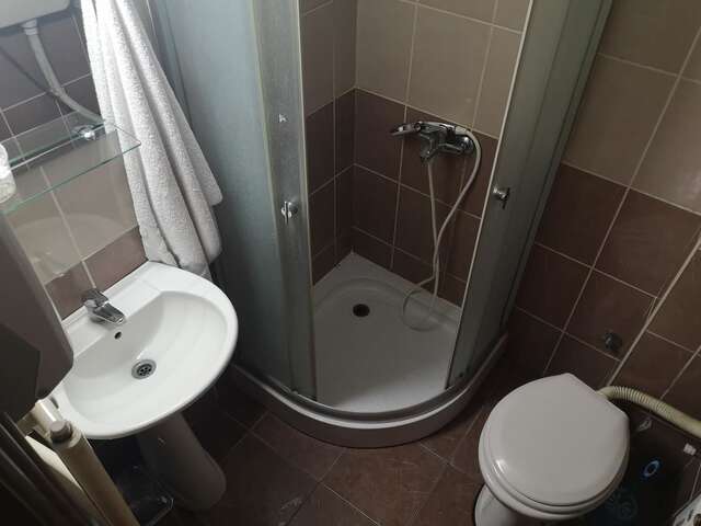 Отель Hotel Delta Плевля-21